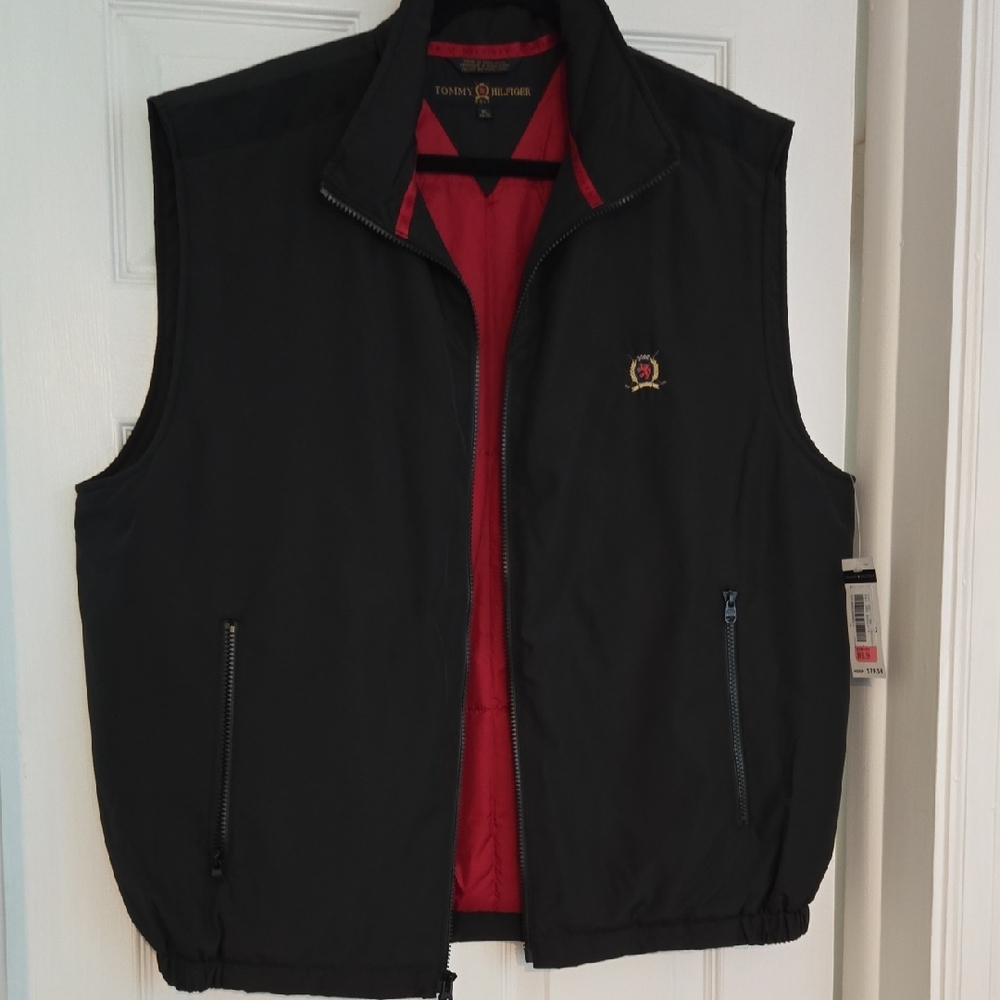 Tommy Hilfiger Black and Red Vest Modern Athletic Style